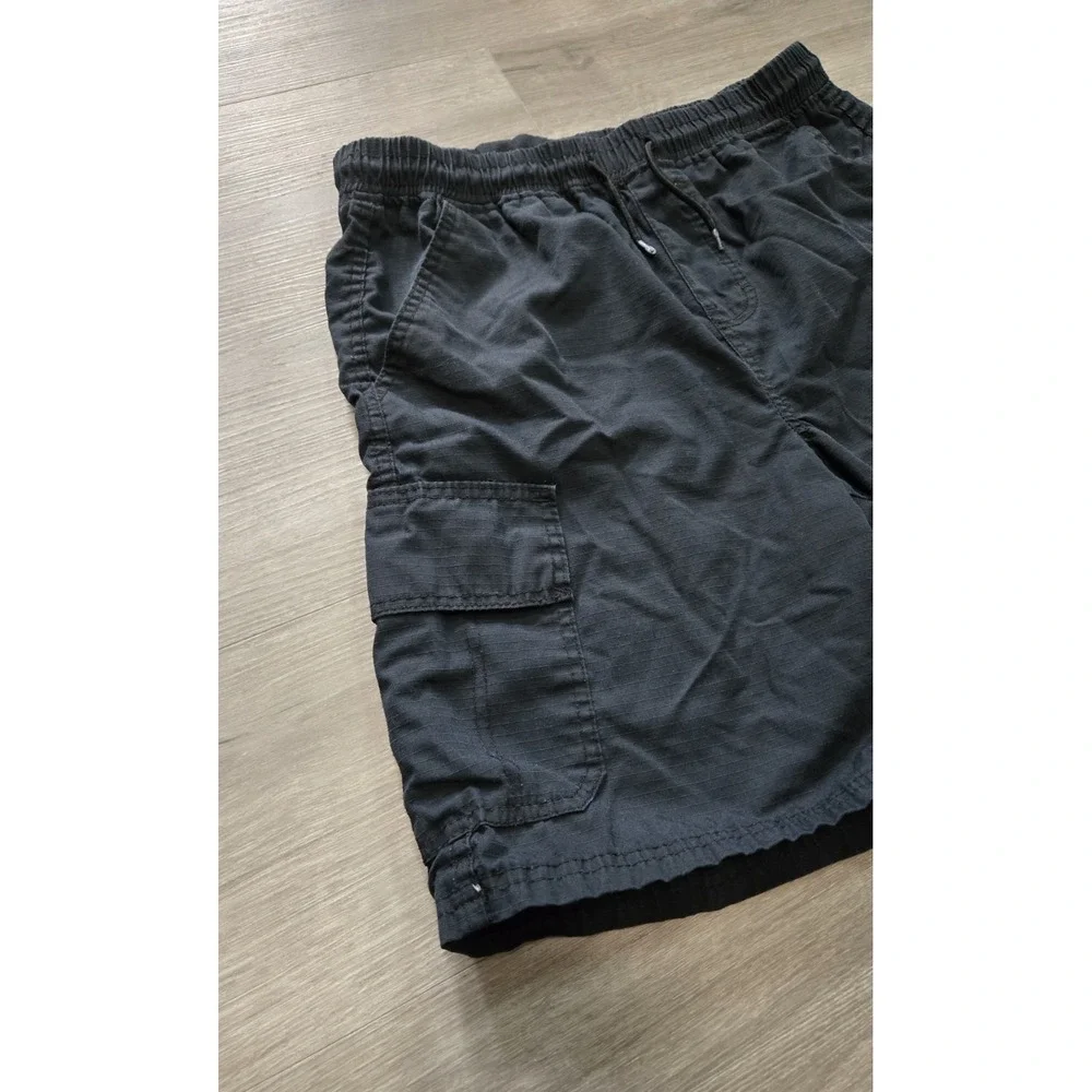 Vintage Y2K Southpole Black Ripstop Cargo Shorts Drawstring Men's Size Small